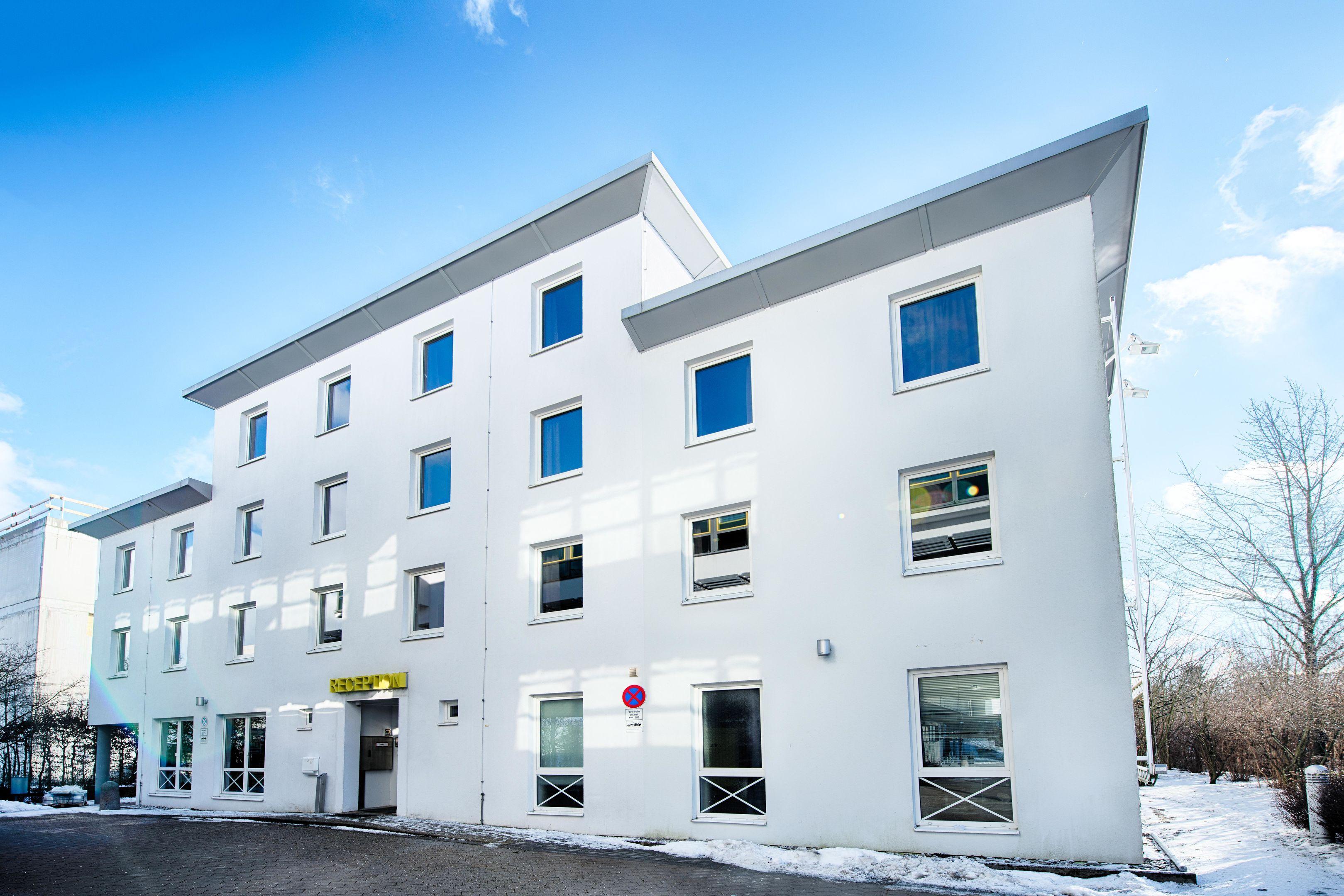 B&B Hotel Muenchen-พุทซ์บรูนน์ ภายนอก รูปภาพ