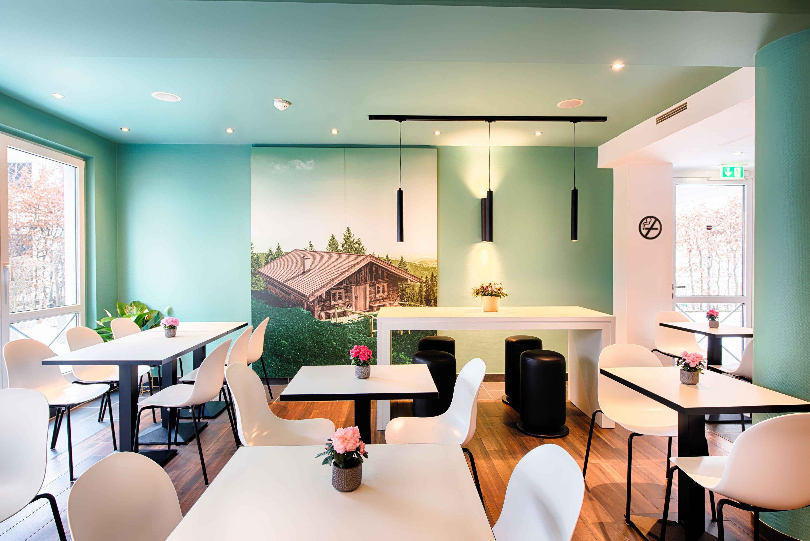 B&B Hotel Muenchen-พุทซ์บรูนน์ ภายนอก รูปภาพ