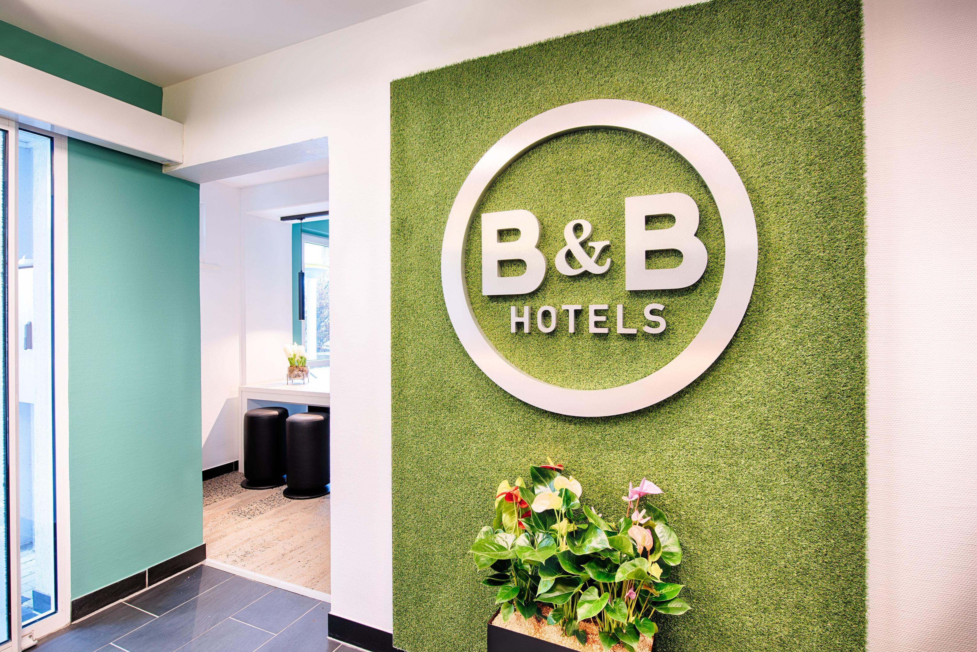 B&B Hotel Muenchen-พุทซ์บรูนน์ ภายนอก รูปภาพ