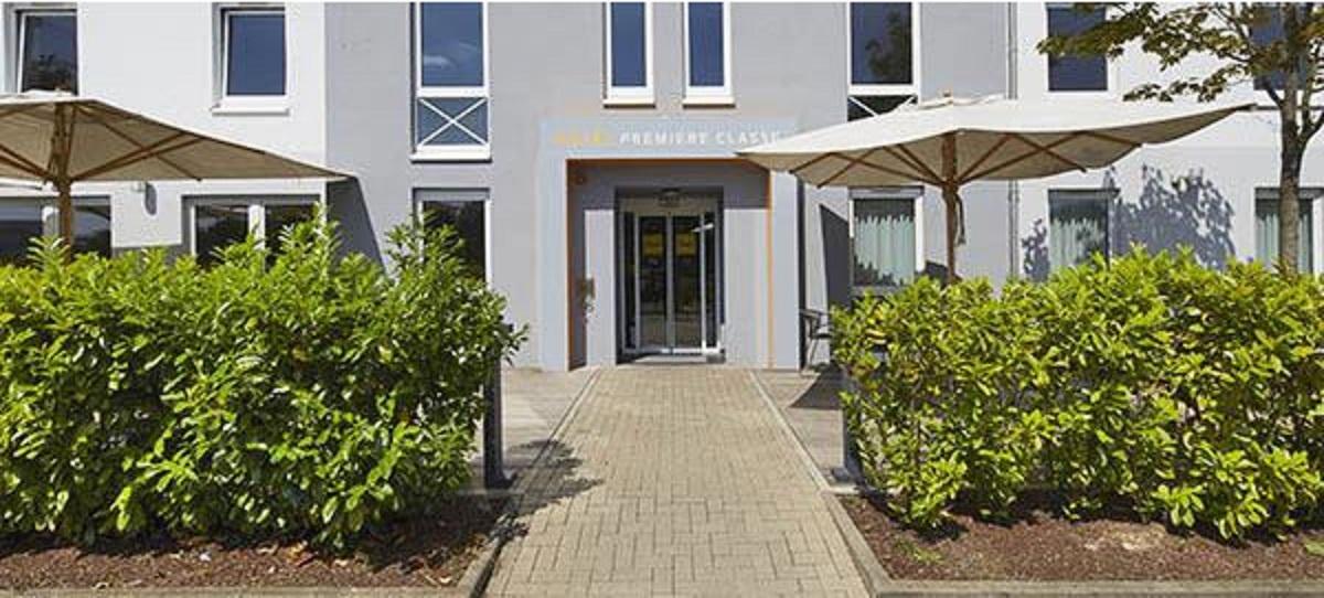 B&B Hotel Muenchen-พุทซ์บรูนน์ ภายนอก รูปภาพ