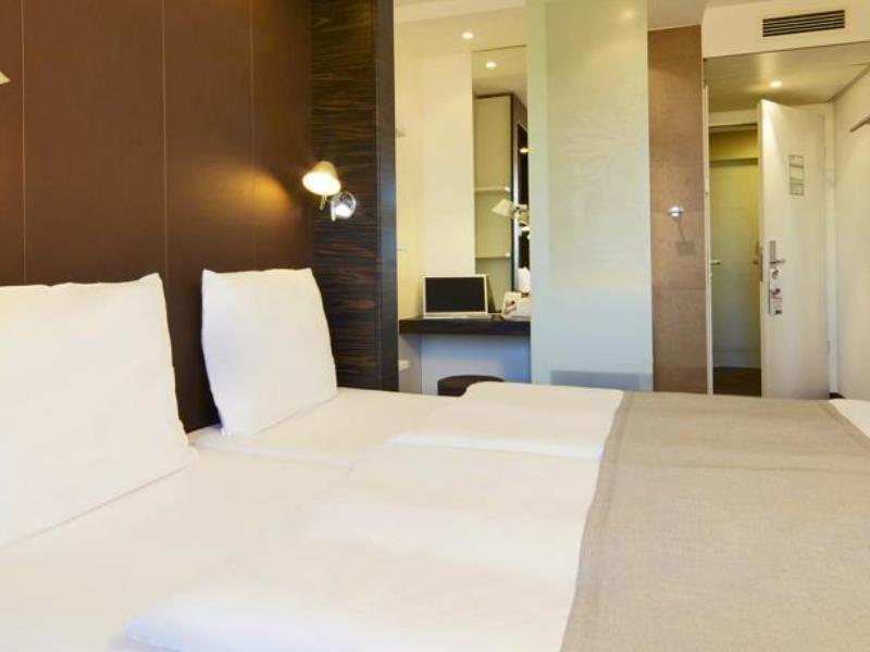B&B Hotel Muenchen-พุทซ์บรูนน์ ภายนอก รูปภาพ