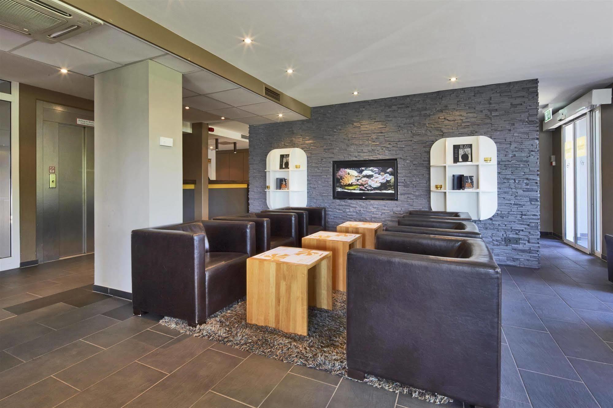 B&B Hotel Muenchen-พุทซ์บรูนน์ ภายนอก รูปภาพ