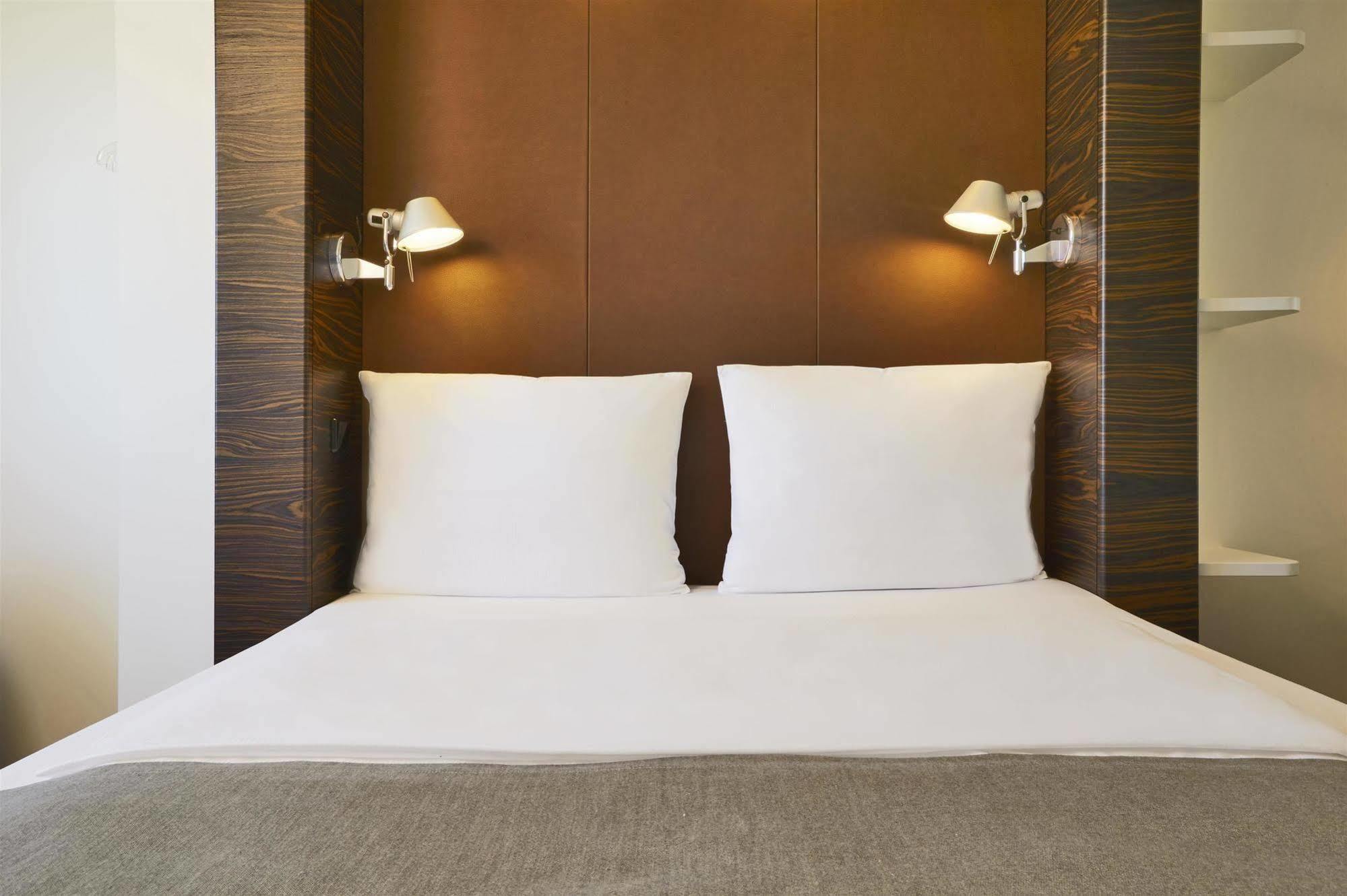 B&B Hotel Muenchen-พุทซ์บรูนน์ ภายนอก รูปภาพ