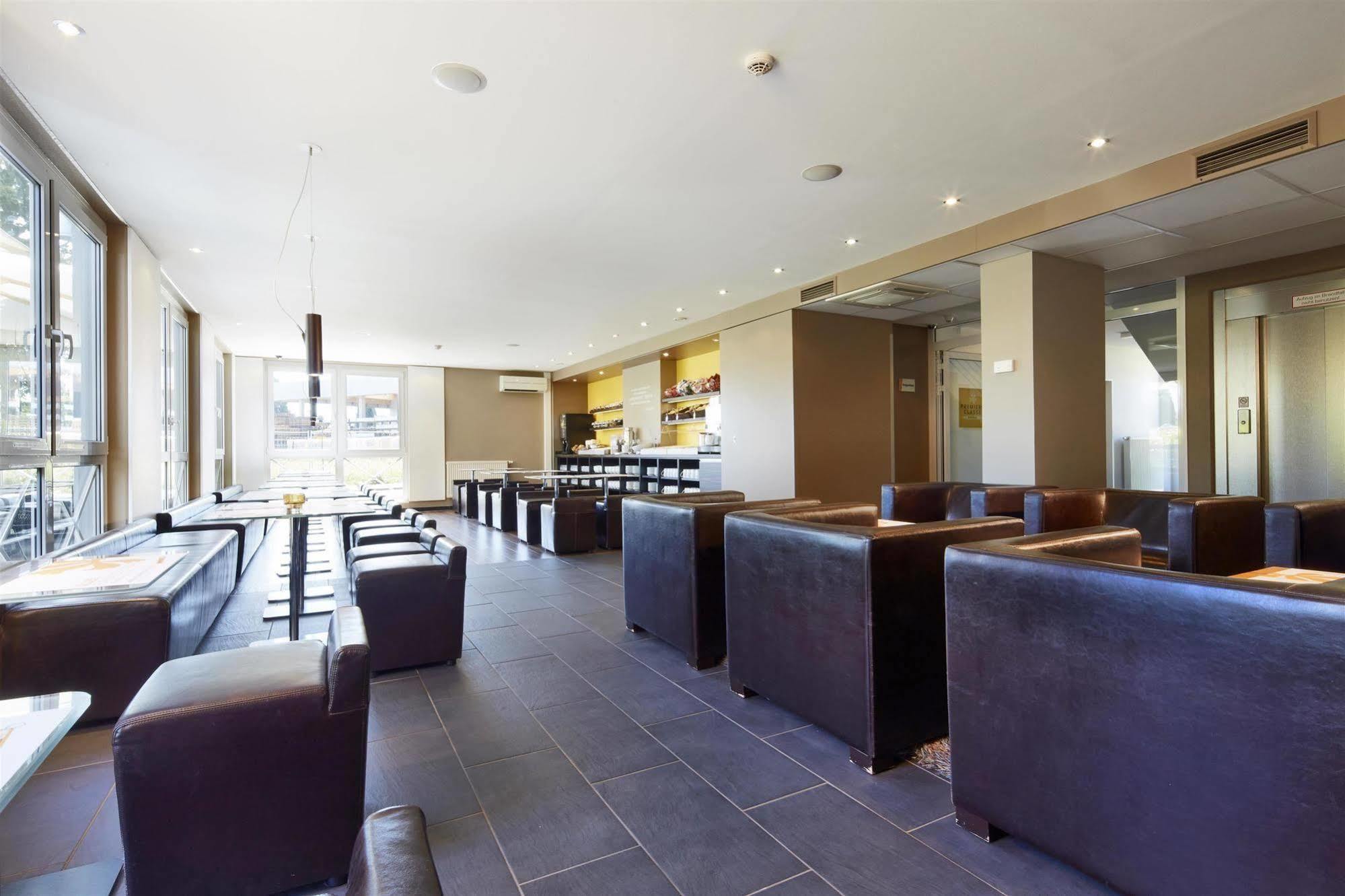 B&B Hotel Muenchen-พุทซ์บรูนน์ ภายนอก รูปภาพ